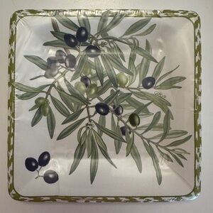 Caspari Square Paper Salad or Dessert Plates S/8 New in plastic - St Remy Olive